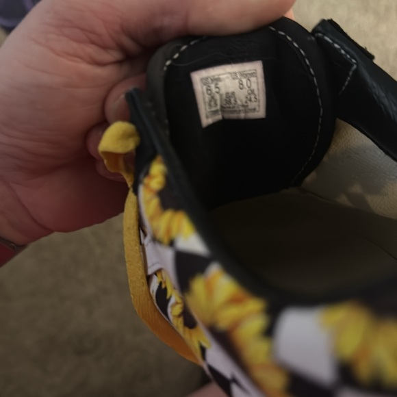 Sunflower 🌻 Vans - Picture 8 of 8